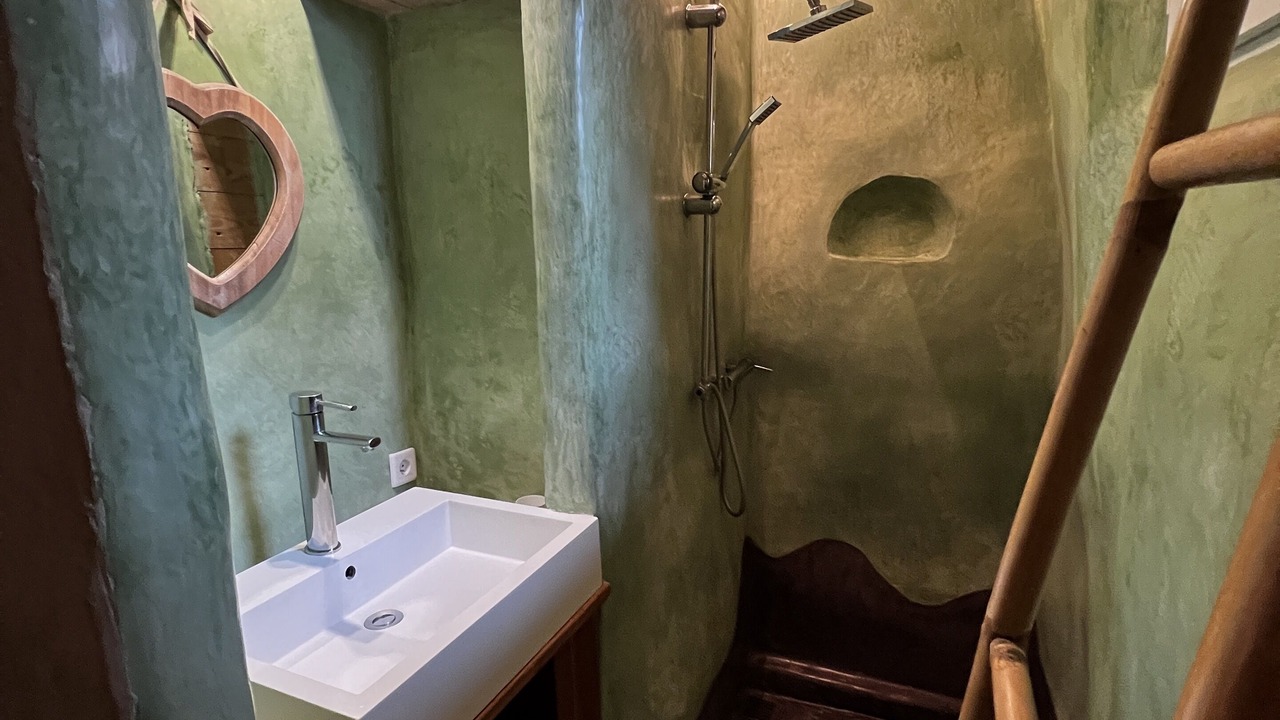 Photo of Bathroom in Savigne-sous-le-Lude