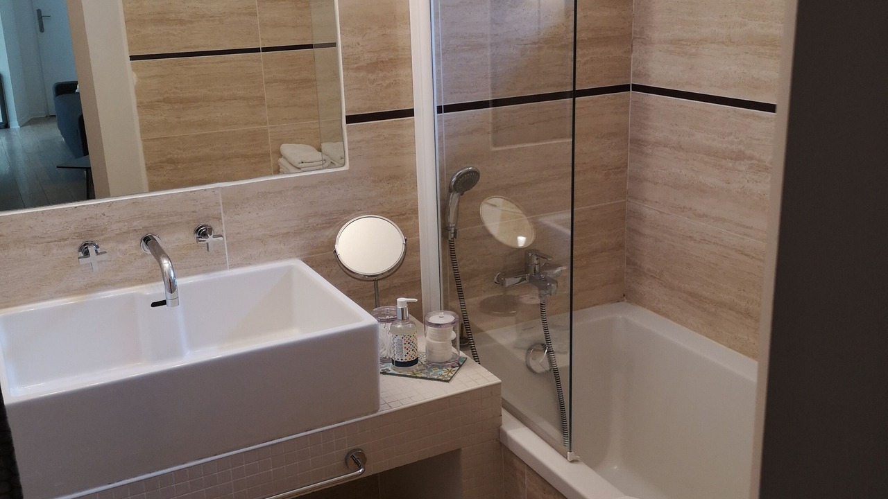 Photo of Bathroom in Alco