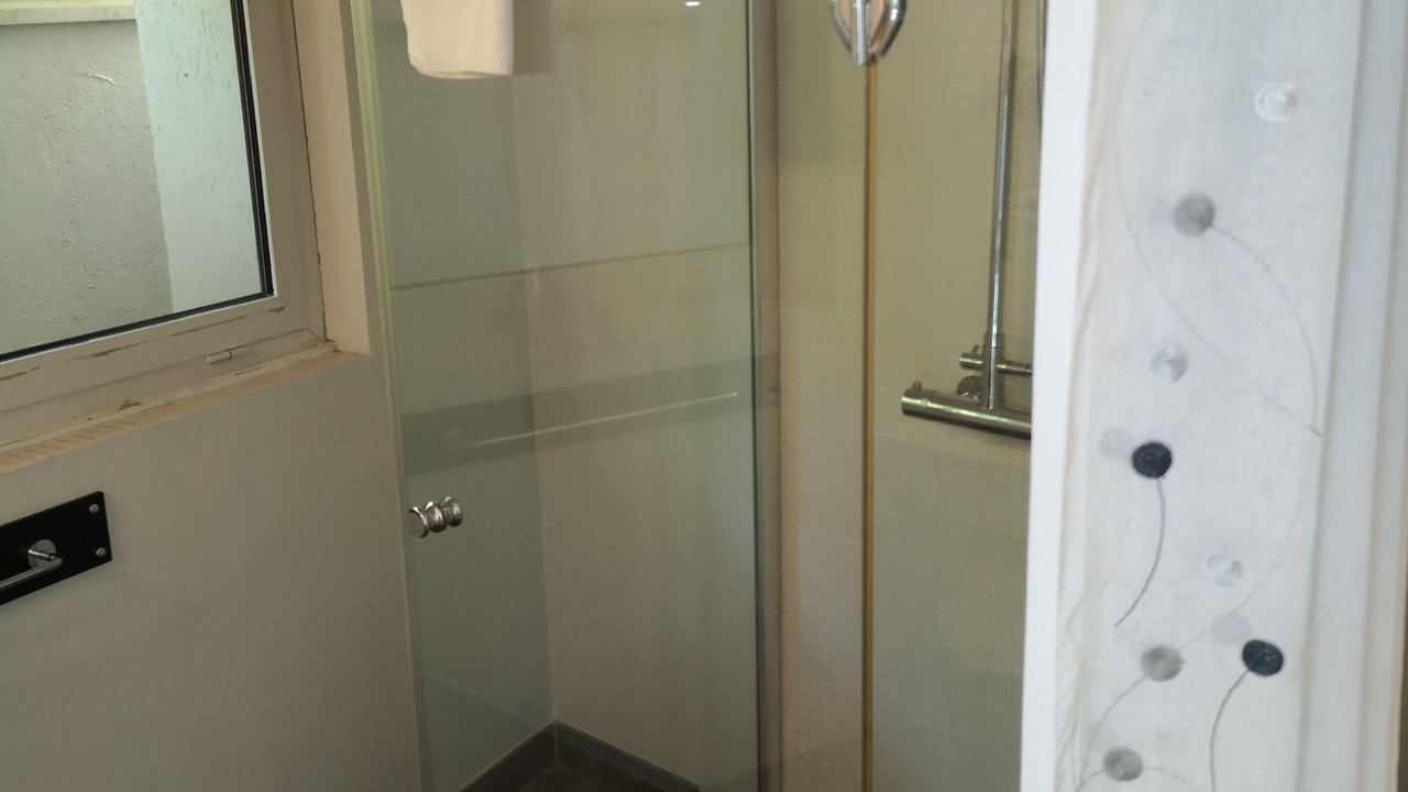 Photo of Bathroom in Alco