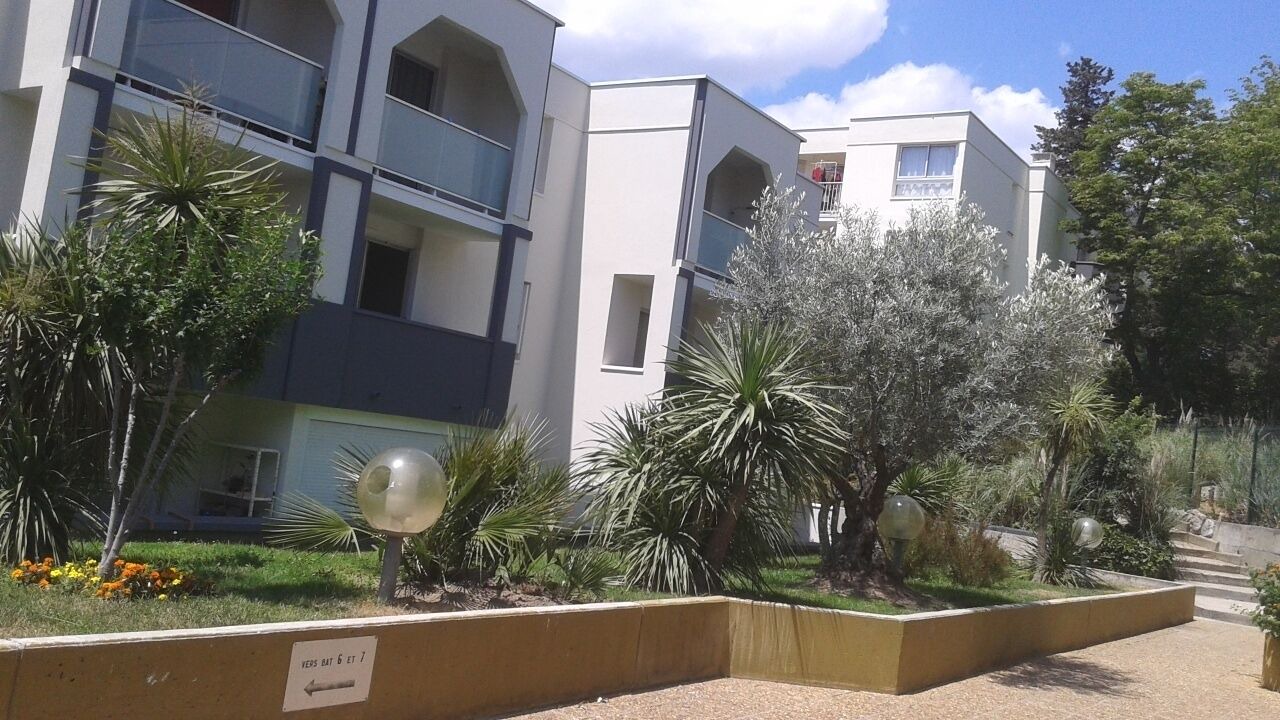 Photo of Outdoor in Hopitaux-Facultes