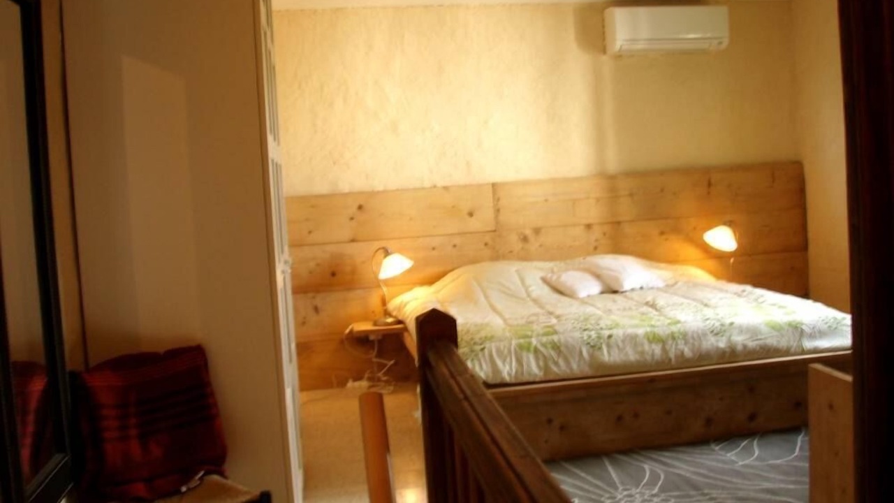 Photo of Bedroom in Le Pouget