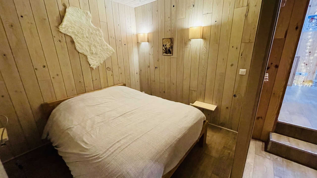Photo of Bedroom in Arc-2000
