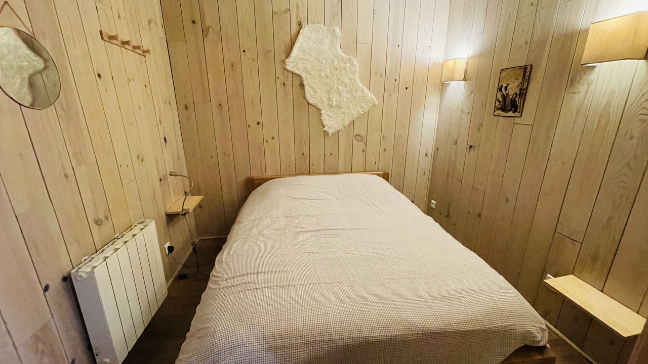Photo of Bedroom in Arc-2000
