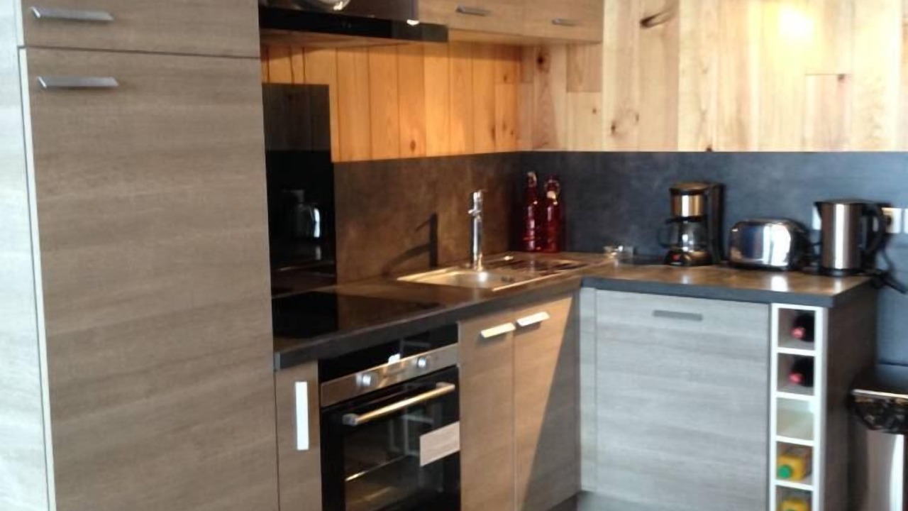 Photo of Kitchen in Arc-2000