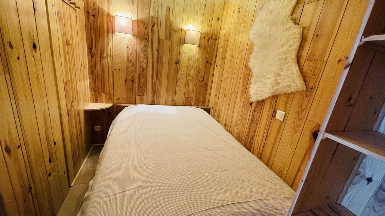 Photo of Bedroom in Arc-2000