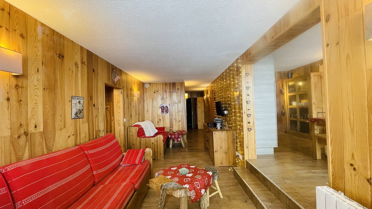 Photo of Livingroom in Arc-2000