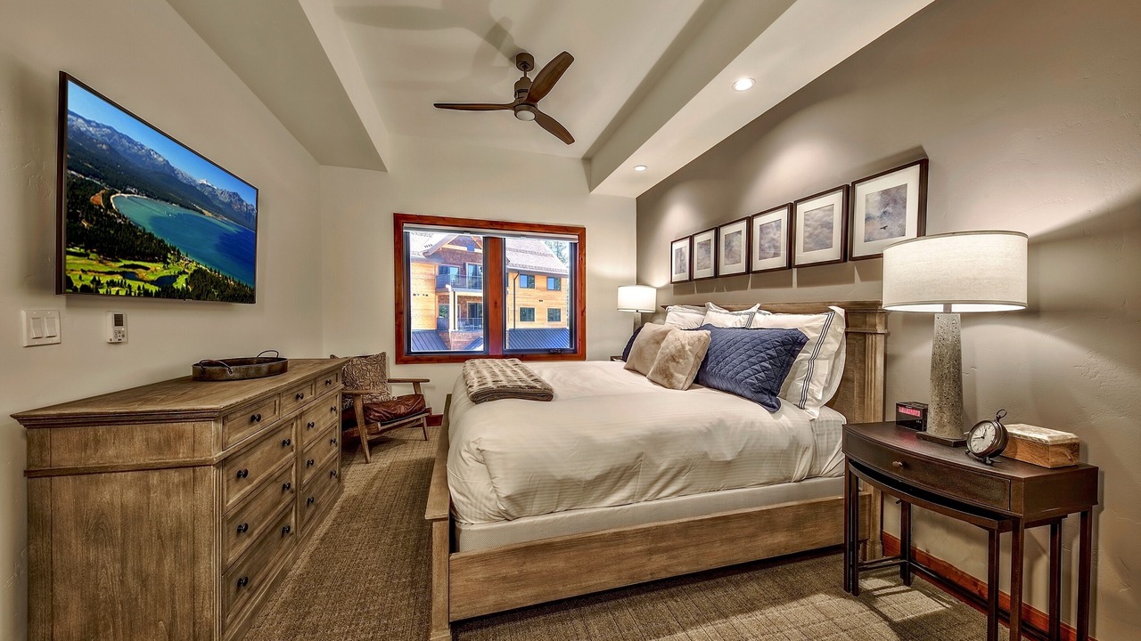 Photo of Bedroom in Lakeside Park