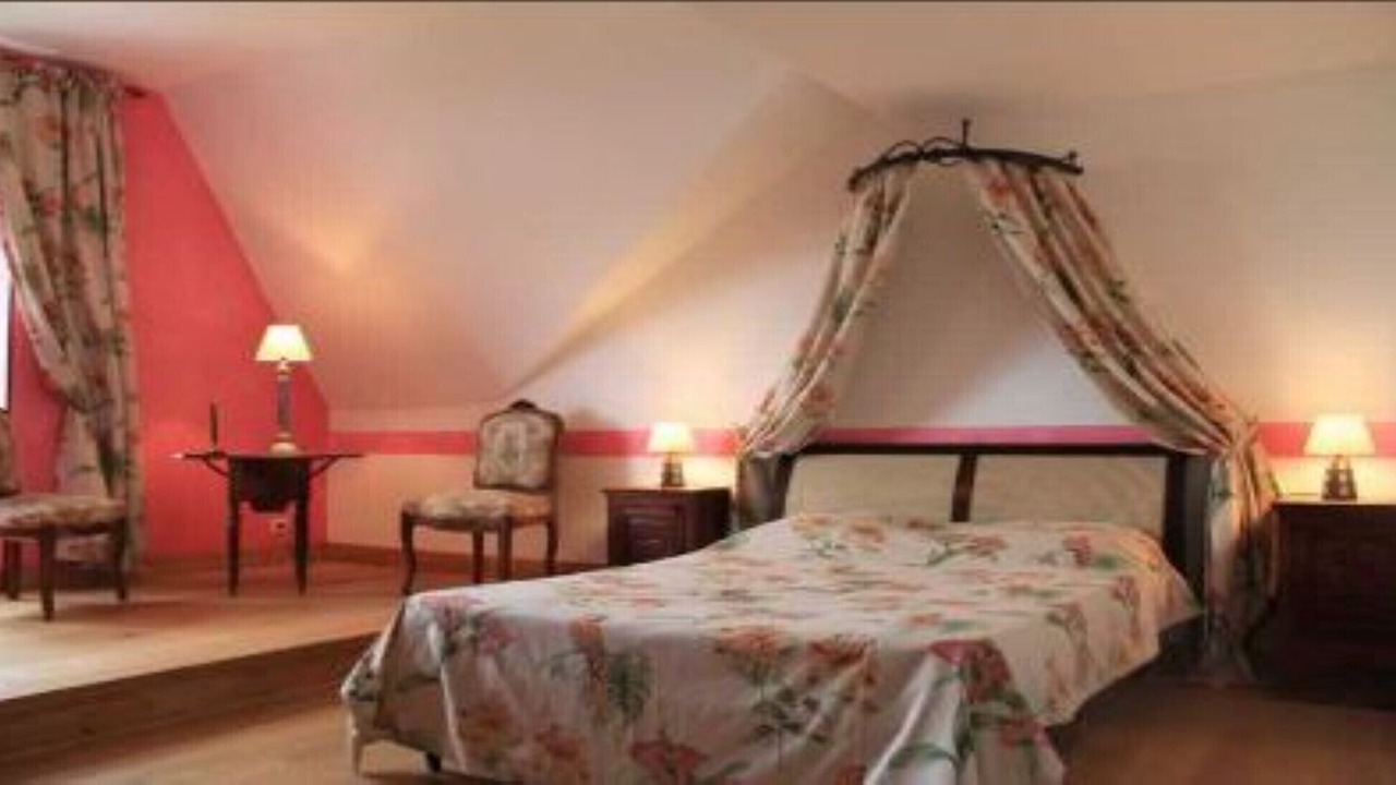 Photo of Bedroom in Leyritz-Moncassin