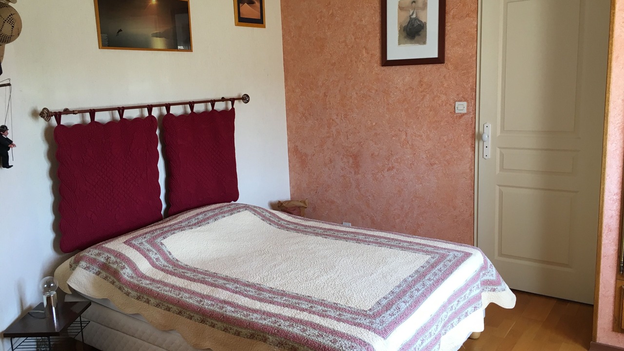 Photo of Bedroom in Cabrieres-d'Avignon