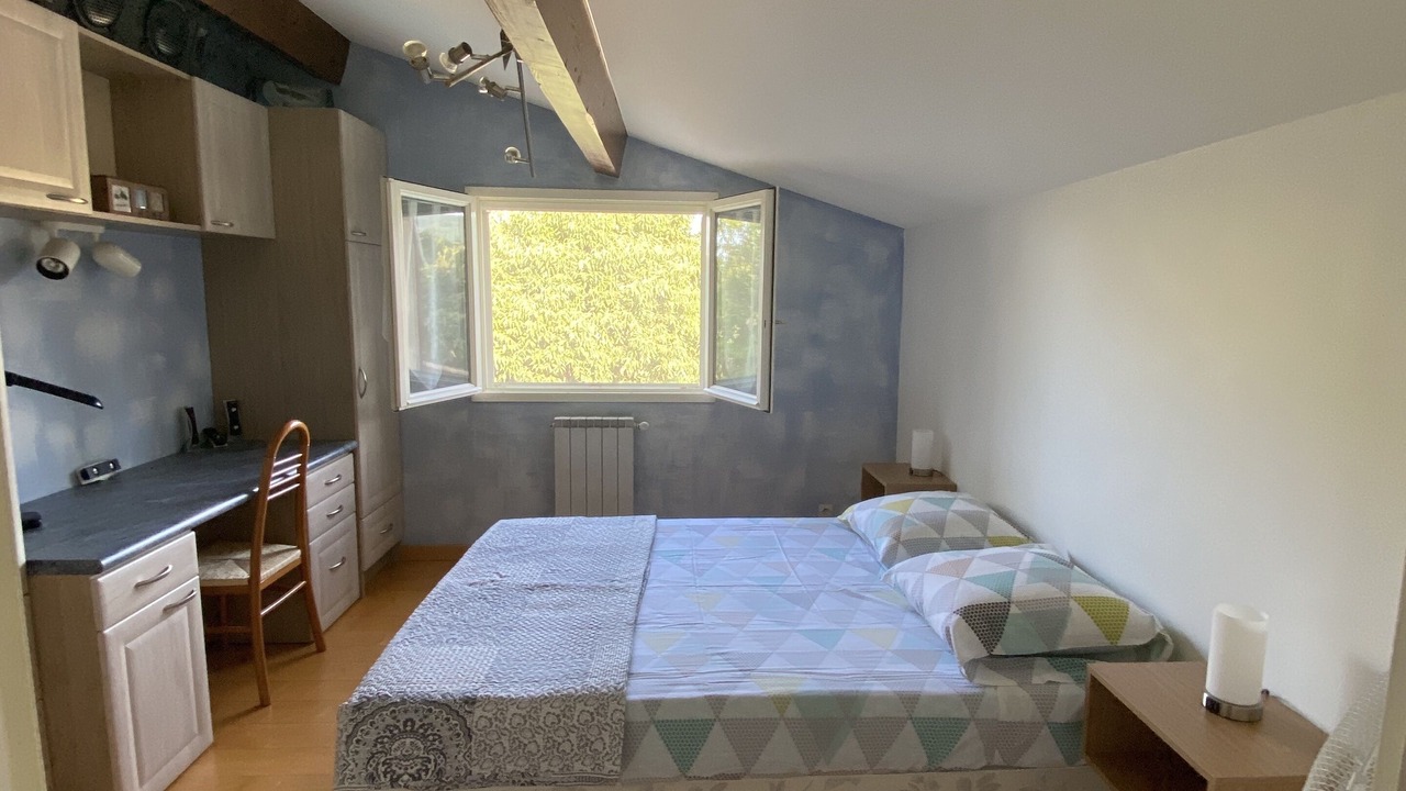 Photo of Bedroom in Cabrieres-d'Avignon