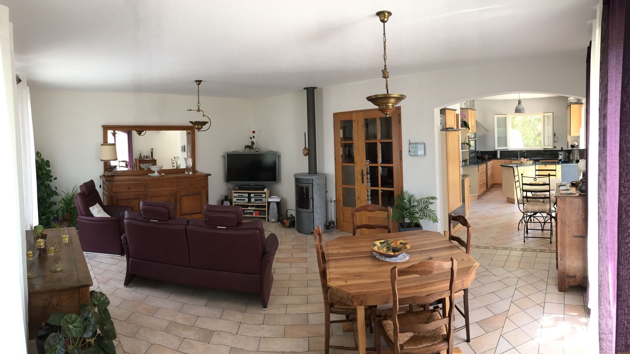Photo of Livingroom in Cabrieres-d'Avignon