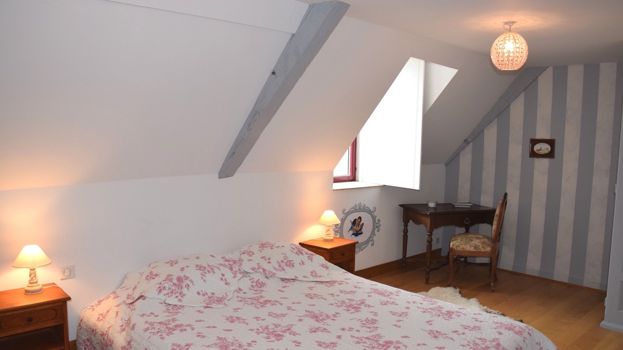 Photo of Bedroom in Leyritz-Moncassin