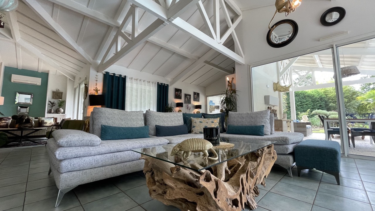 Photo of Livingroom in Lanton