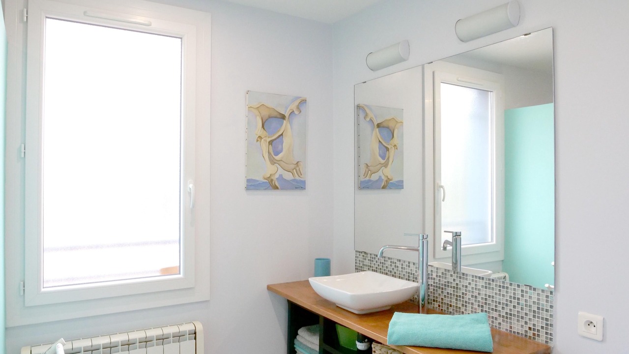 Photo of Bathroom in Vic-la-Gardiole