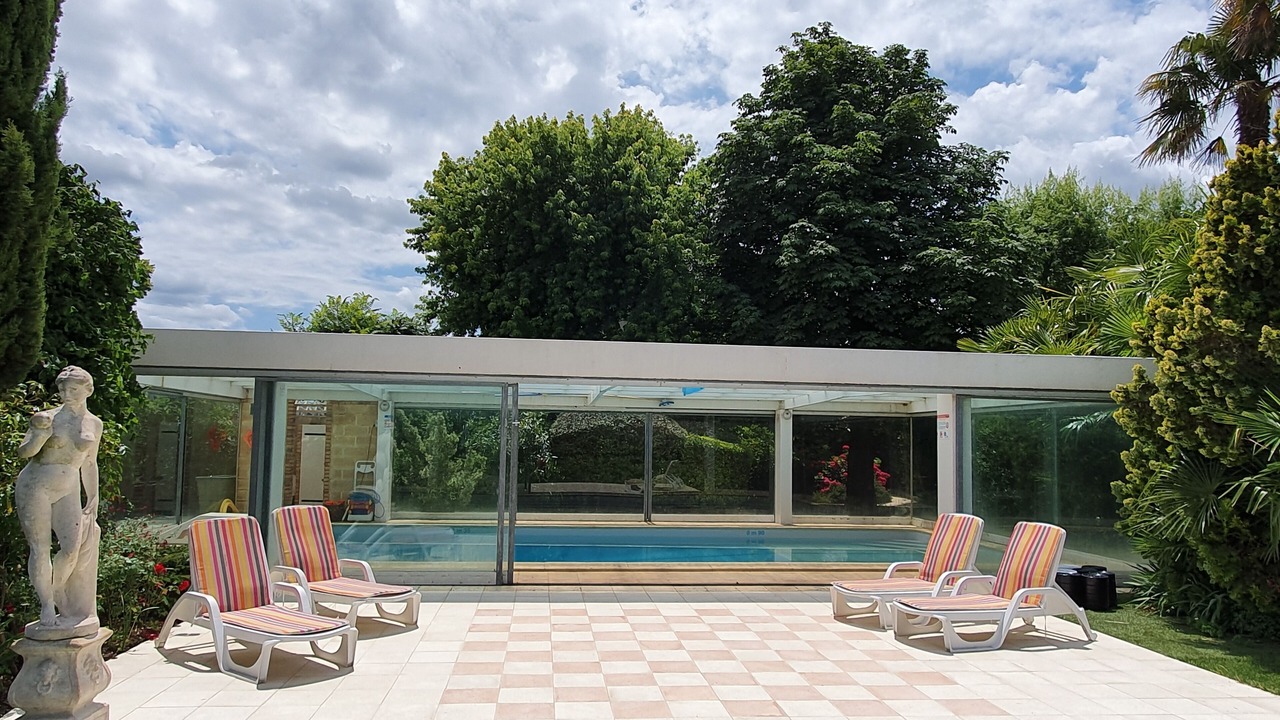 Photo of Outdoor in Leyritz-Moncassin