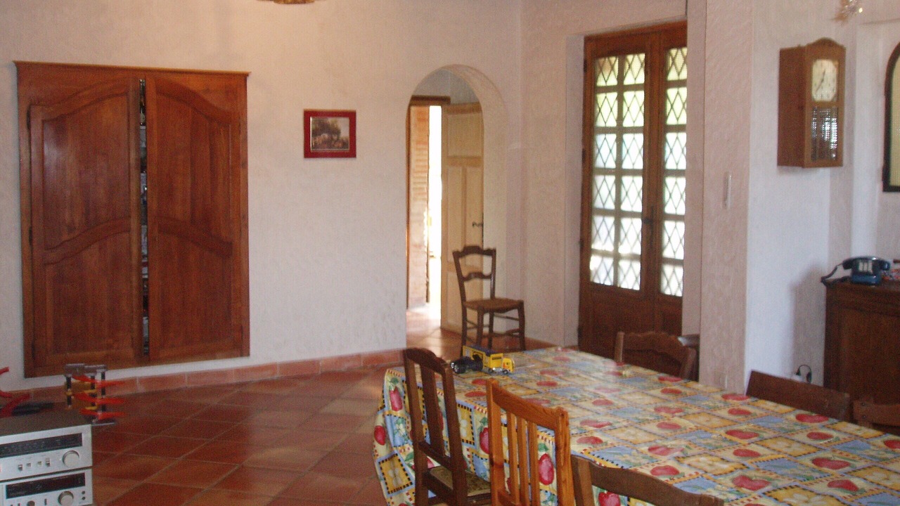 Photo of Others in Montesquieu