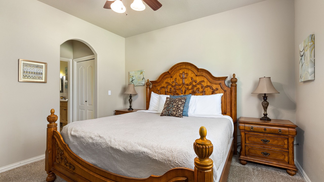 Photo of Bedroom in Grove