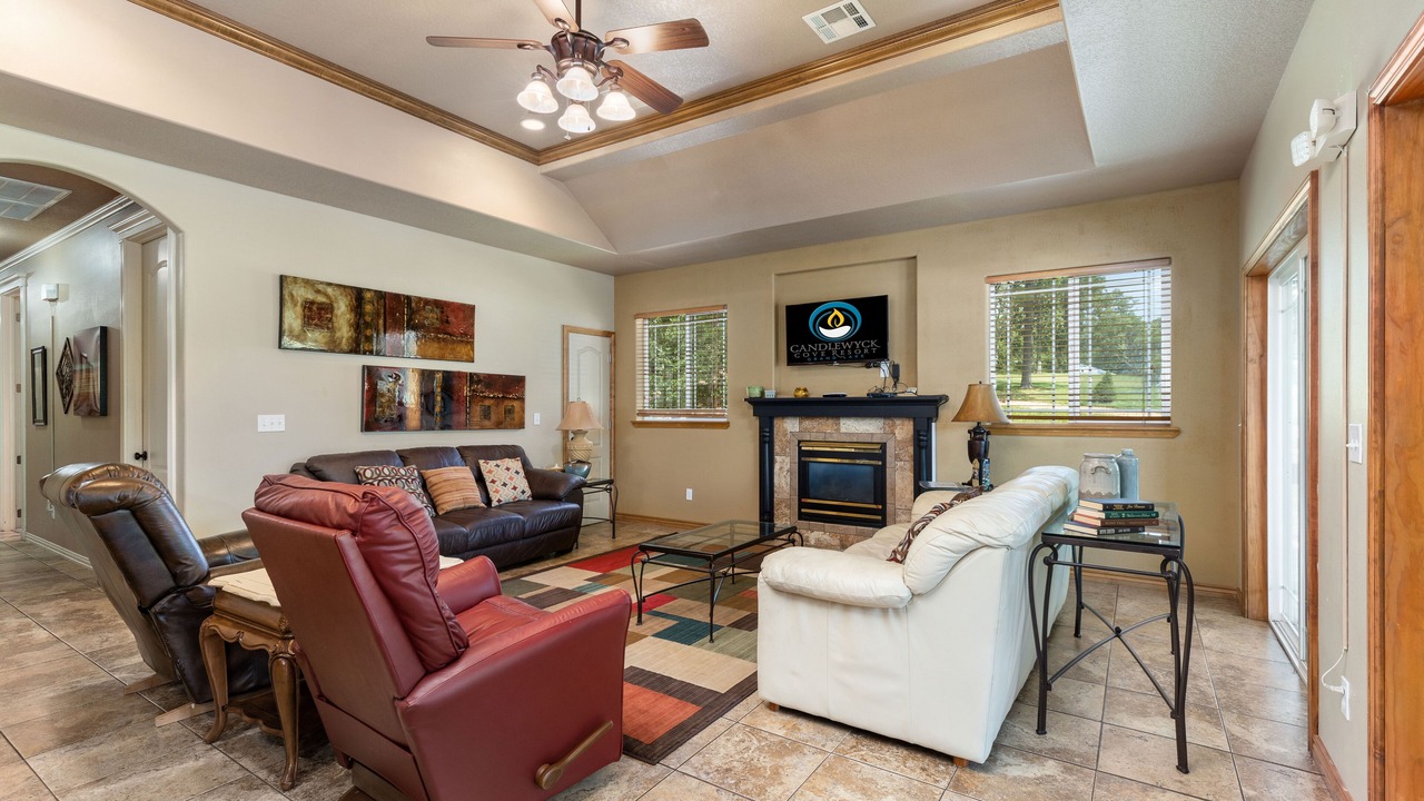 Photo of Livingroom in Grove