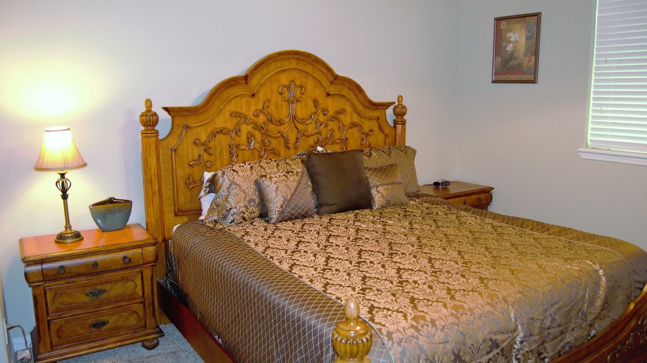Photo of Bedroom in Grove