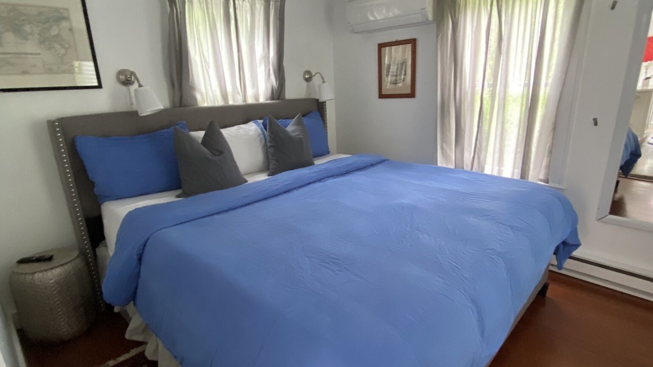 Photo of Bedroom in Shelter Island