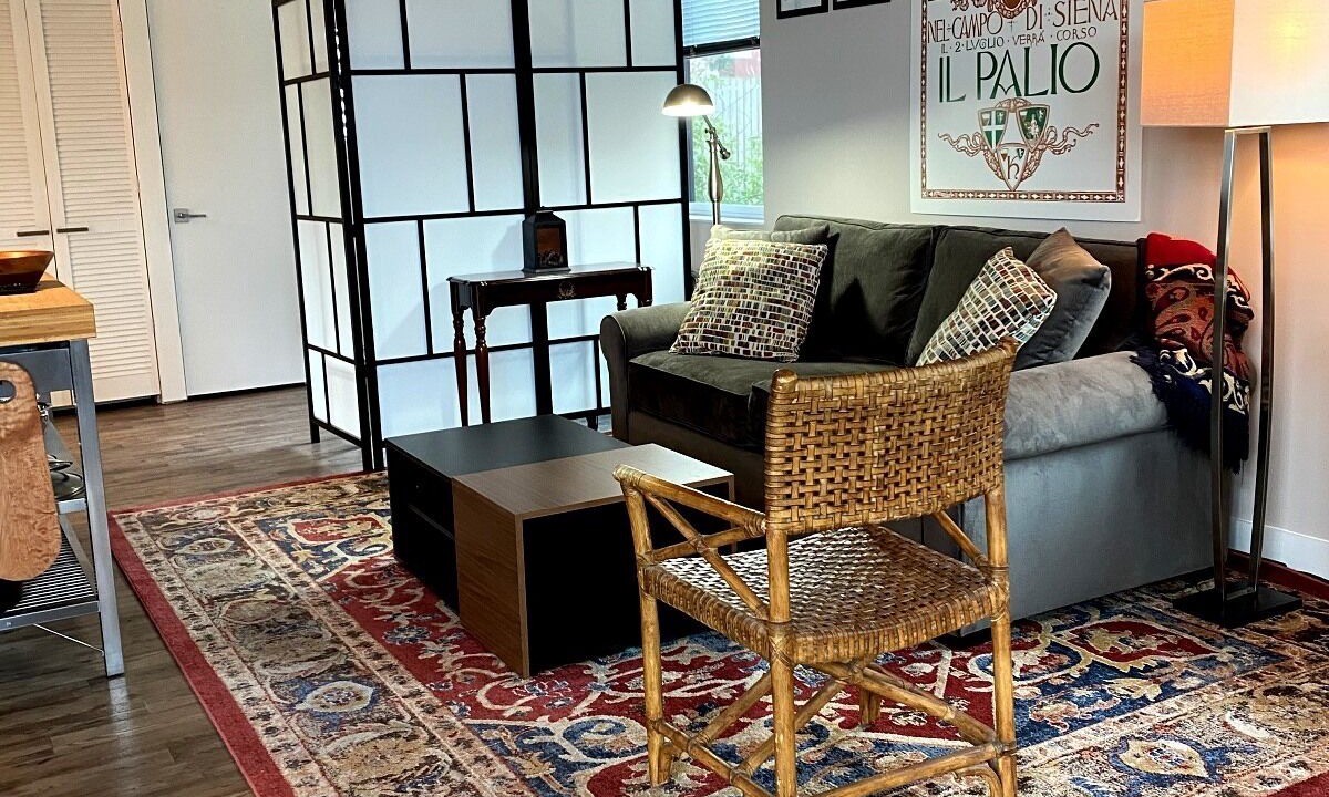 Photo of Livingroom in Lake Forest Park