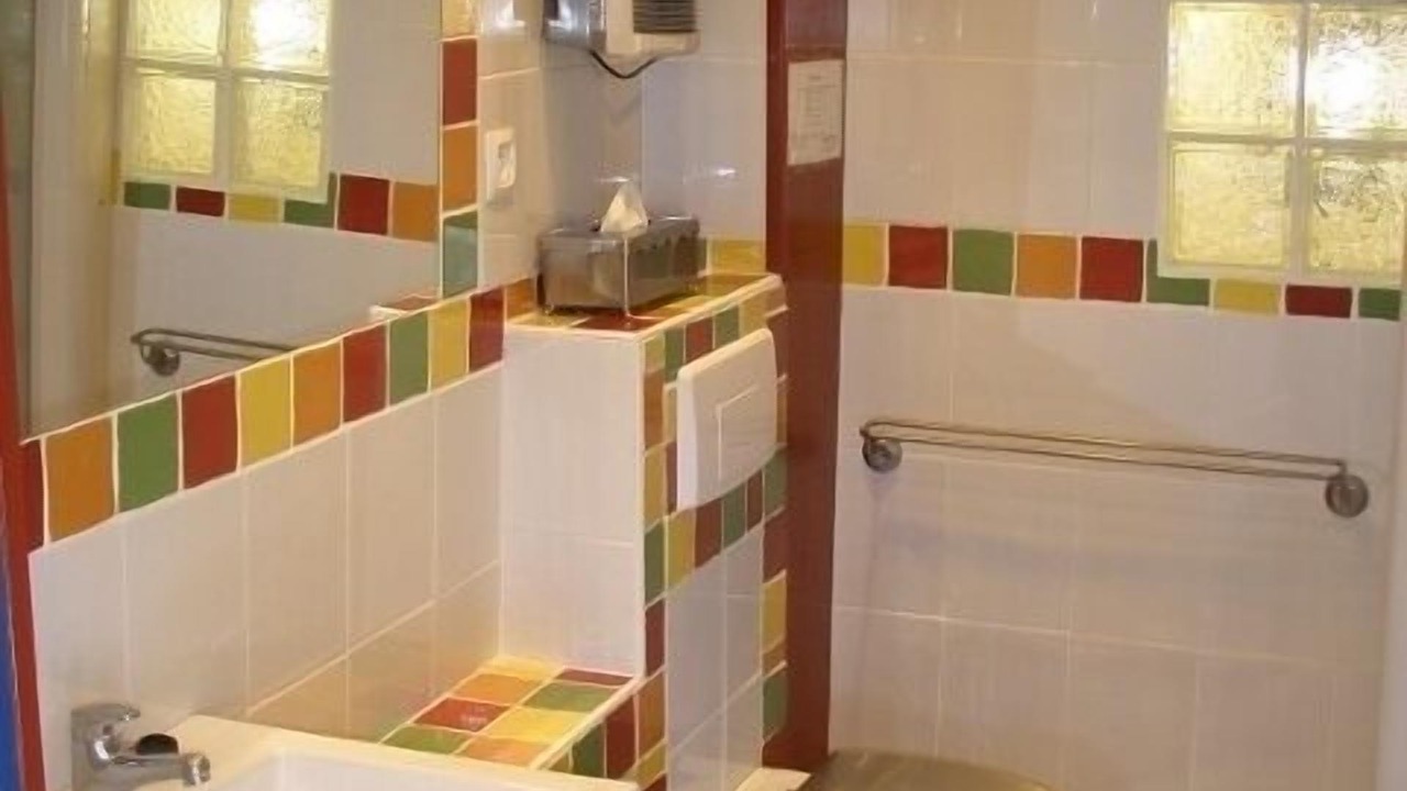 Photo of Bathroom in Alba-la-Romaine