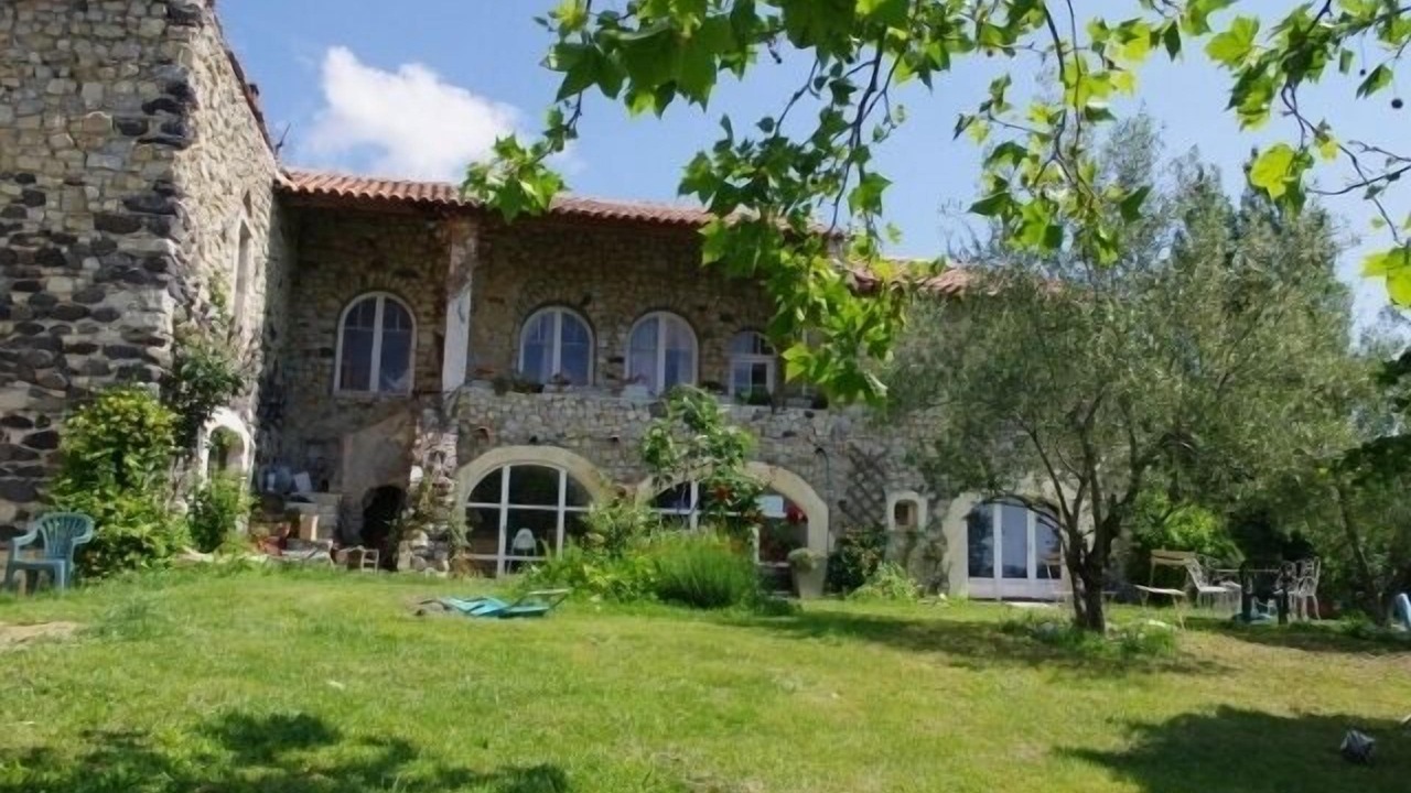Photo of Outdoor in Alba-la-Romaine