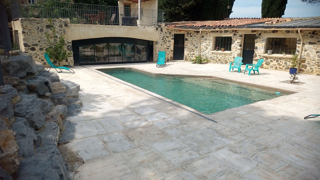Photo of Outdoor in Alba-la-Romaine
