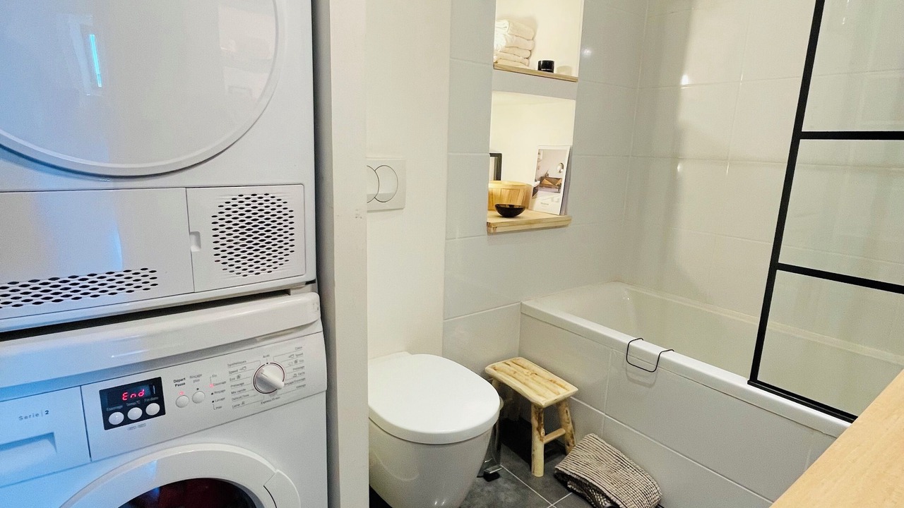 Photo of Bathroom in 16th Arrondissement