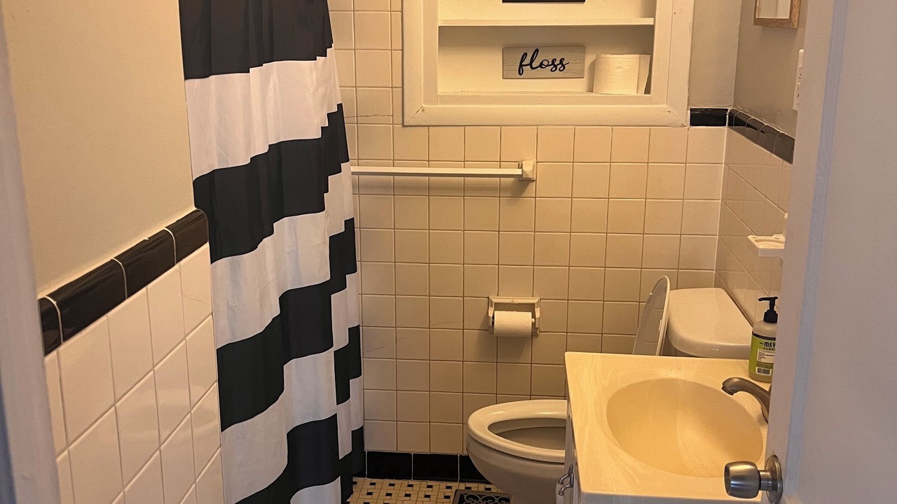 Photo of Bathroom in National Hills