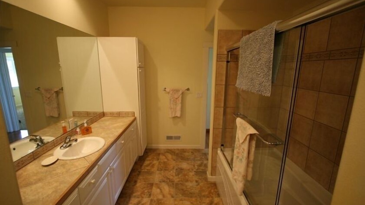 Photo of Bathroom in Seaside