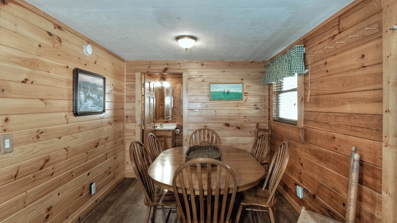 Photo of Others in Pine Mountain