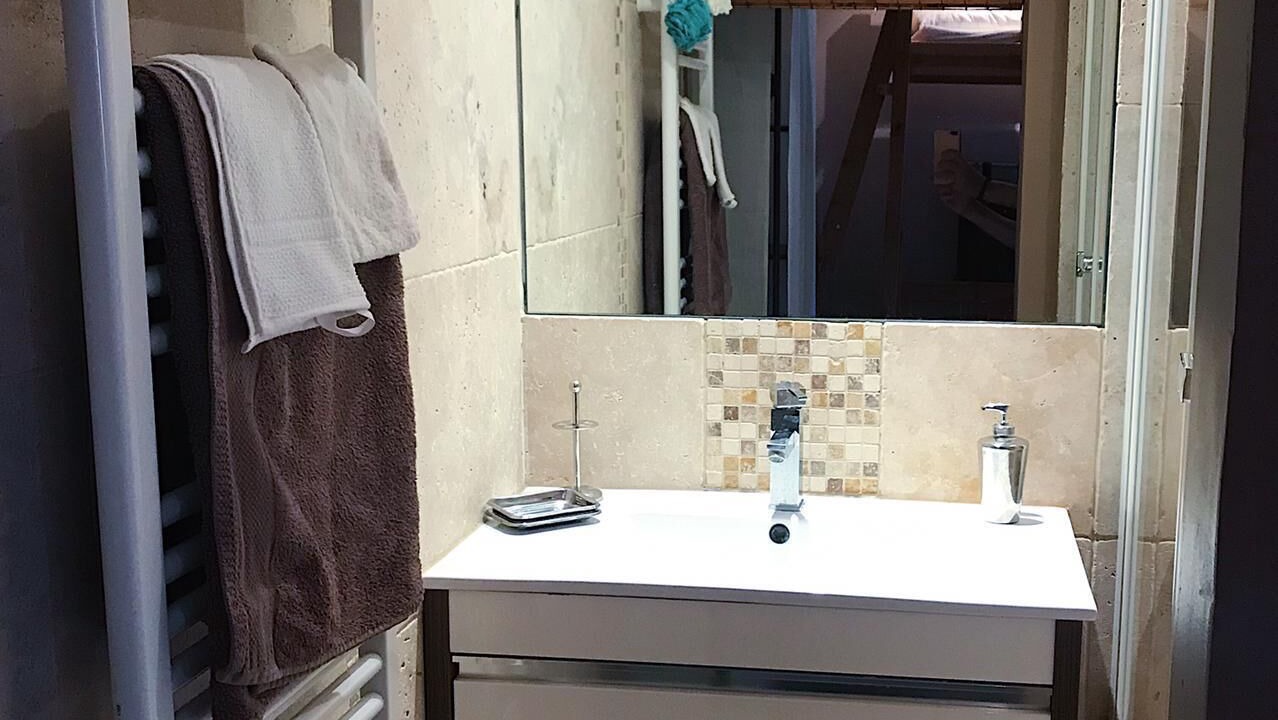 Photo of Bathroom in Lirac