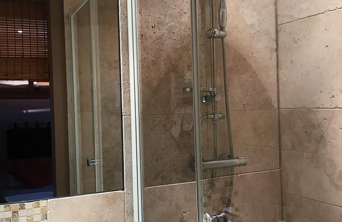 Photo of Bathroom in Lirac