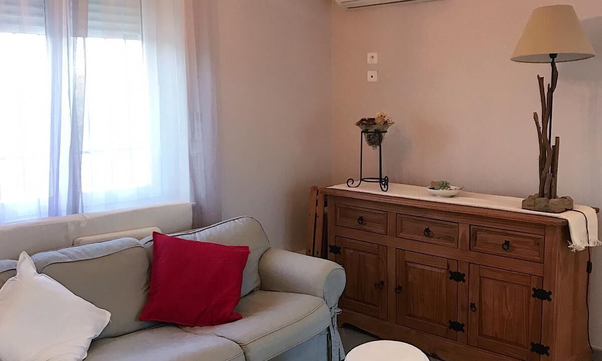 Photo of Livingroom in Lirac