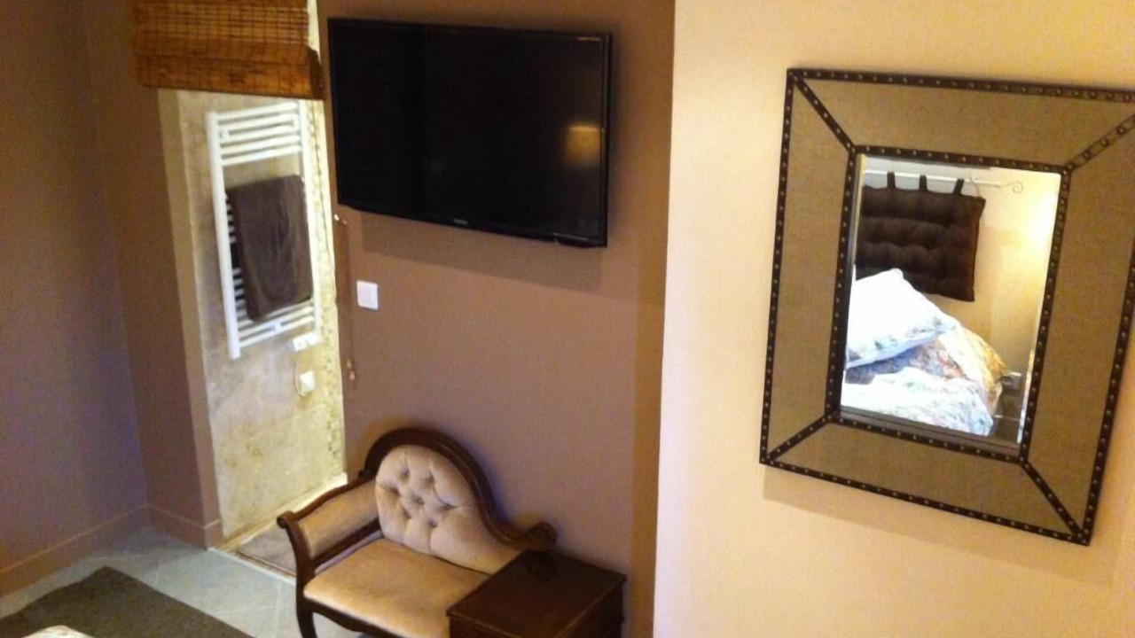 Photo of Bedroom in Lirac