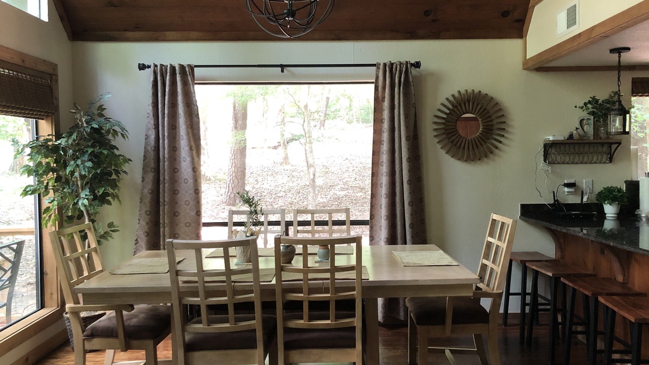 Photo of Livingroom in Scroggins