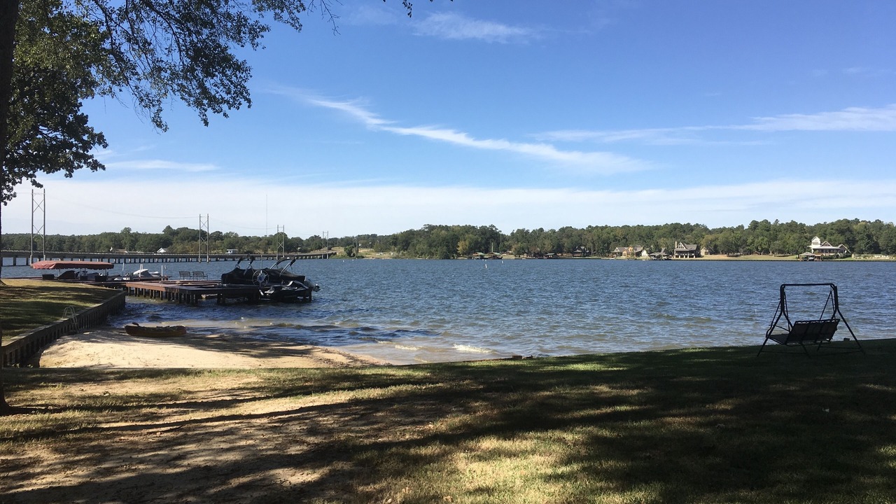 Photo of Others in Scroggins
