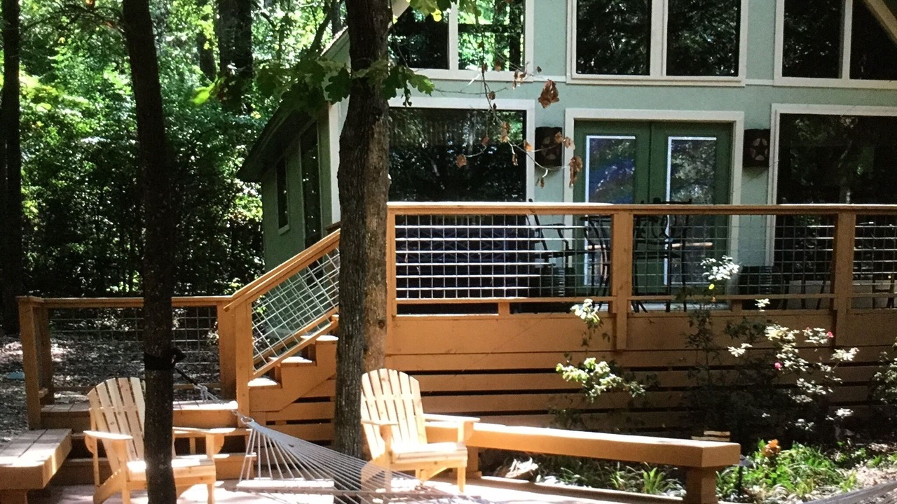 Photo of Patio Balcony in Scroggins