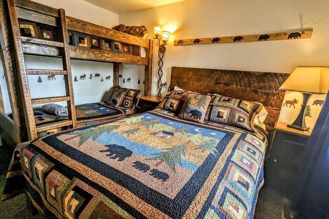 Photo of Bedroom in Big Bear Lake