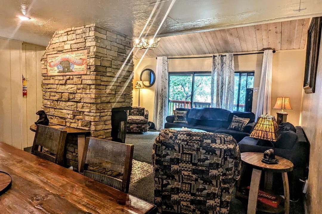 Photo of Livingroom in Big Bear Lake