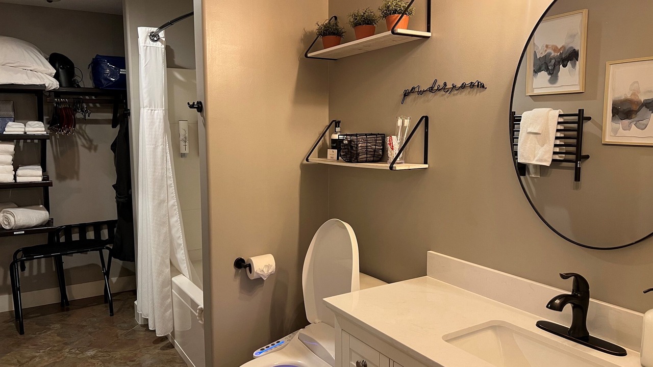 Photo of Bathroom in Skyland