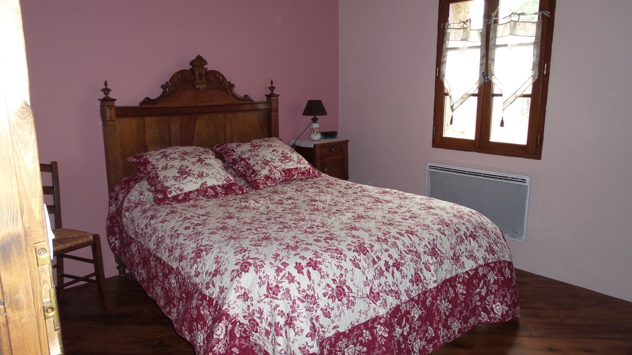 Photo of Bedroom in Payzac