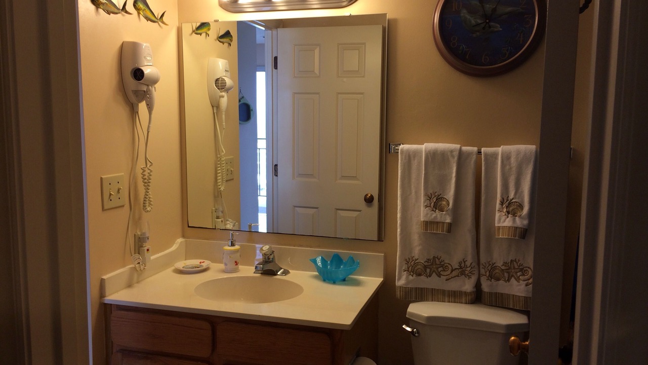Photo of Bathroom in Garden City