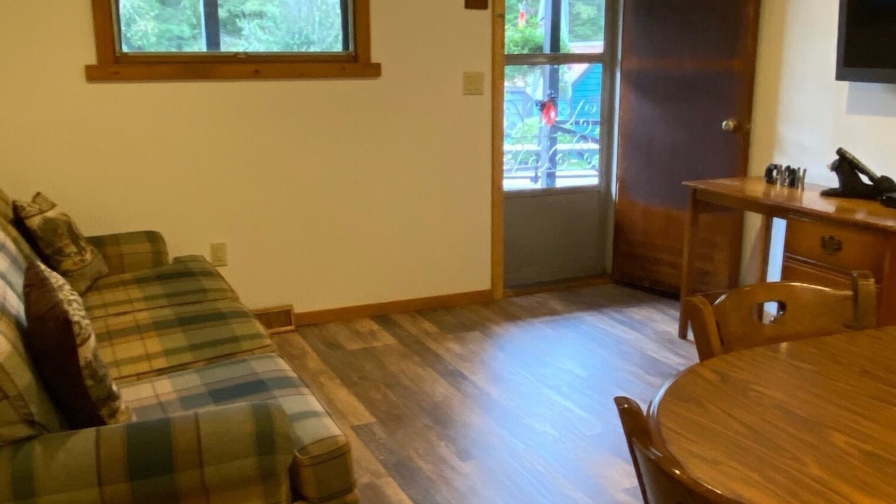 Photo of Livingroom in Chestertown