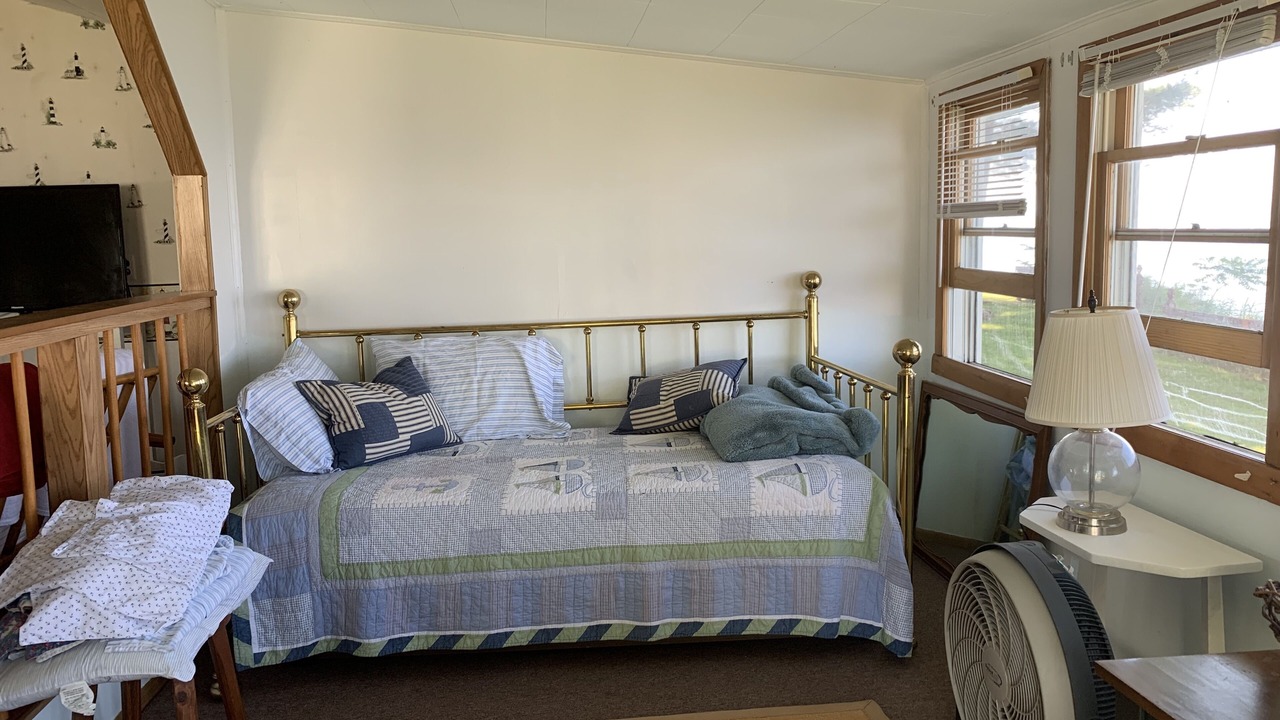 Photo of Bedroom in Town of Yates