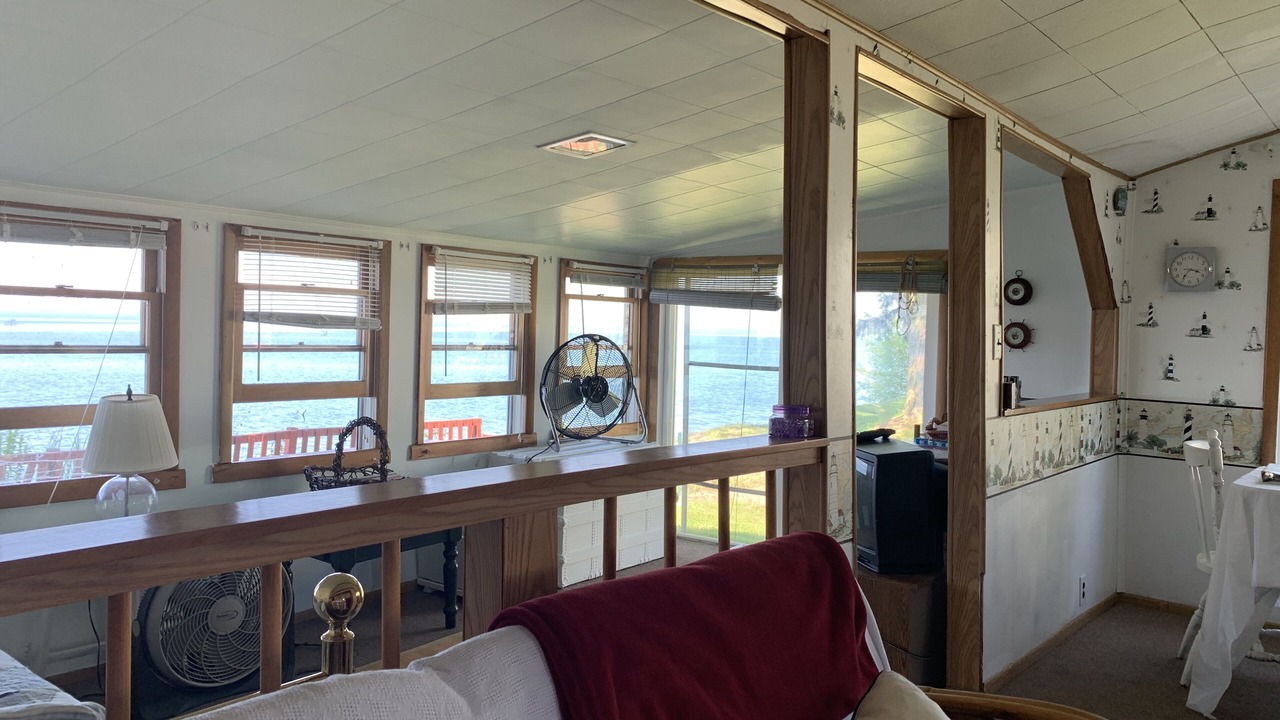 Photo of Livingroom in Town of Yates