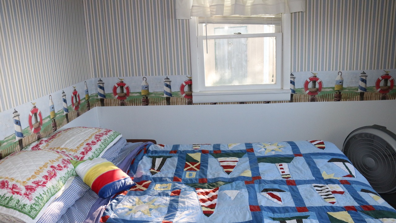Photo of Bedroom in Town of Yates