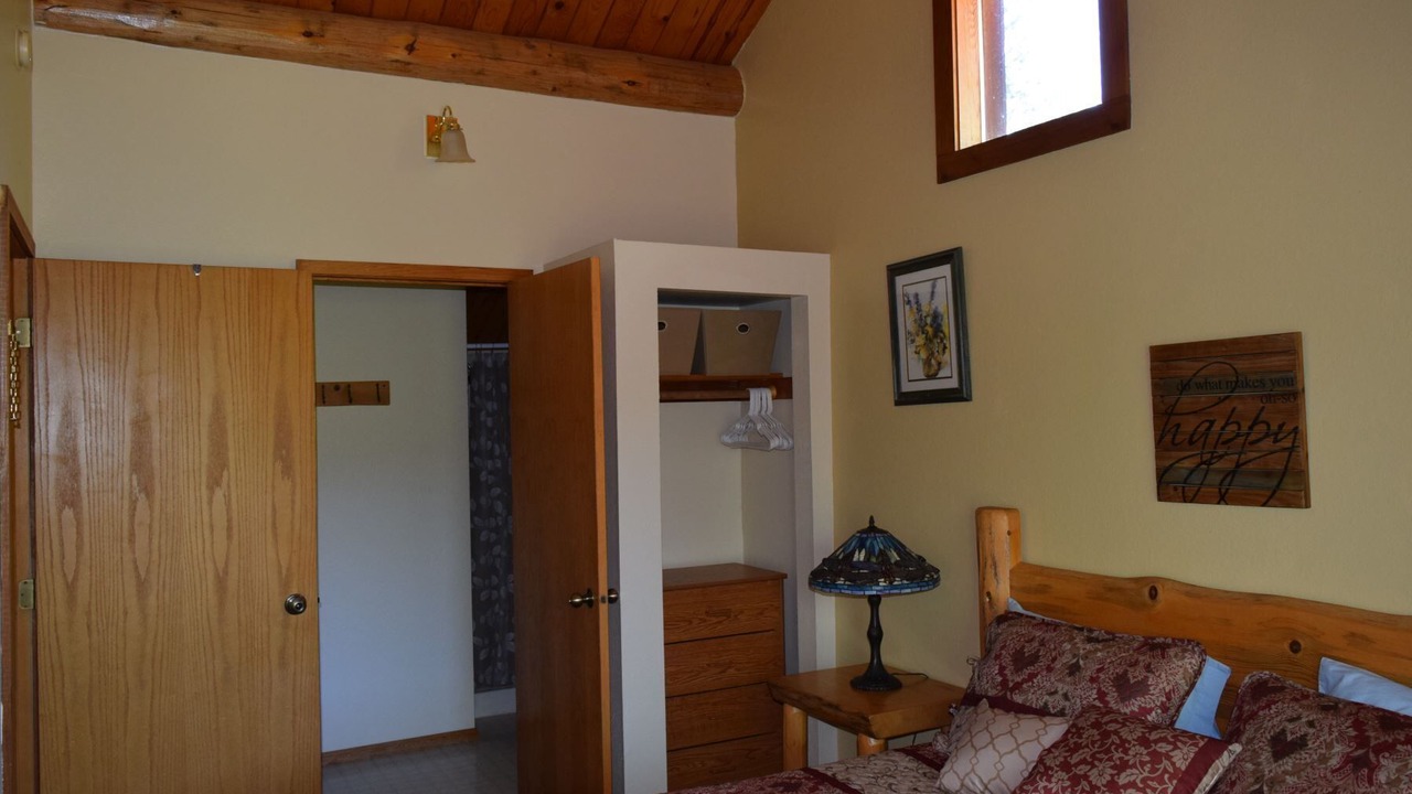 Photo of Bedroom in Winthrop