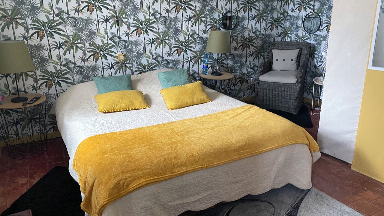 Photo of Bedroom in Saint-Maurice-Etusson